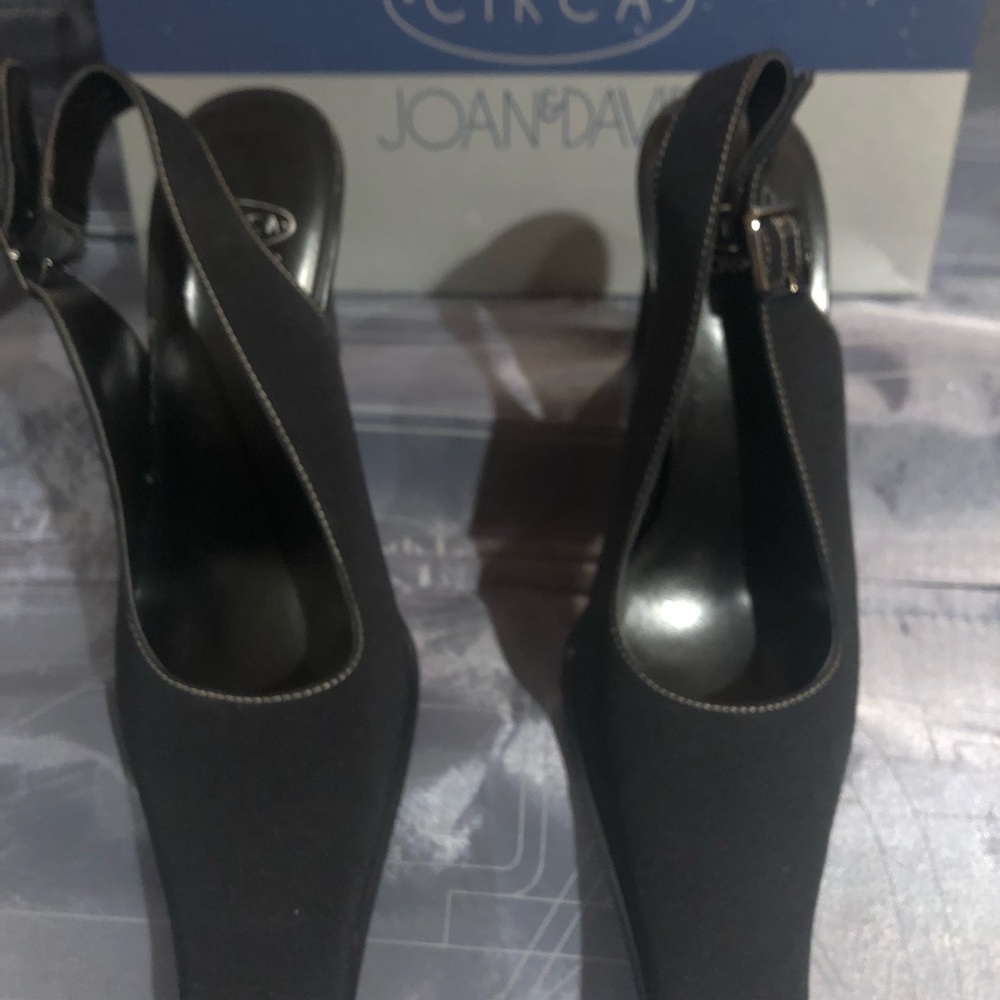 Slingbacks - Picture 2 of 4